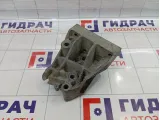 Кронштейн двигателя правый Land Rover Freelander 2 LR001216