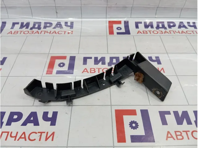 Кронштейн заднего бампера правый Land Rover Freelander 2 LR002167