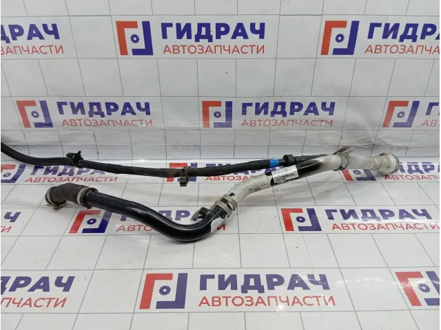 Горловина топливного бака Land Rover Freelander 2 LR000989