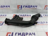 Патрубок воздушного фильтра Land Rover Freelander 2 LR009801