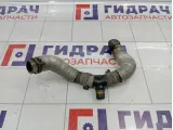 Патрубок системы охлаждения Land Rover Freelander 2 LR004298