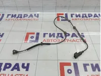 Датчик ABS передний Land Rover Freelander 2 LR001056