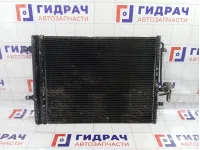 Радиатор кондиционера Land Rover Freelander 2 LR000566