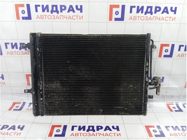 Радиатор кондиционера Land Rover Freelander 2 LR000566