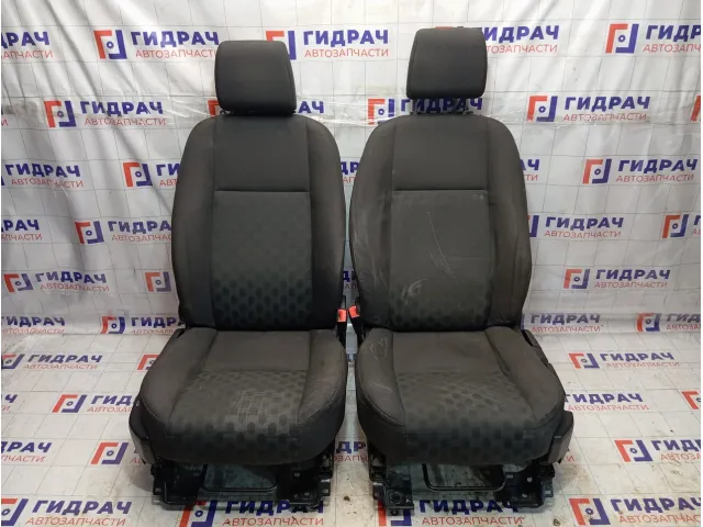 Комплект сидений Land Rover Freelander 2