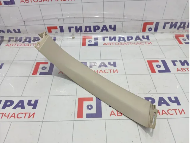 Обшивка двери багажника левая Land Rover Freelander 2 LR009715