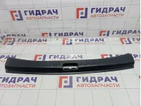 Обшивка багажника Land Rover Freelander 2 LR002102