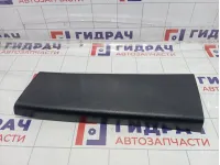 Обшивка стойки средней левой нижняя Land Rover Freelander 2 LR001745