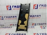 Обшивка стойки средней левой нижняя Land Rover Freelander 2 LR001745