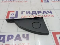 Накладка торпедо левая с торца Land Rover Freelander 2 LR007248