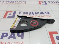 Накладка торпедо правая с торца Land Rover Freelander 2 LR007247
