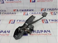 Педаль тормоза Land Rover Freelander 2 LR007337