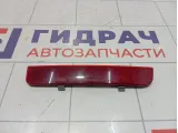 Отражатель в бампер задний правый Land Rover Freelander 2 LR006348
