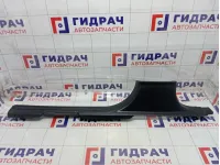 Накладка порога правая внутренняя Land Rover Freelander 2 LR001818