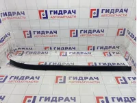 Молдинг крыши передний правый Land Rover Freelander 2 LR006428