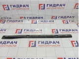 Молдинг крыши задний правый Land Rover Freelander 2 LR001655