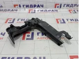 Крепление аккумулятора Land Rover Freelander 2 LR006979