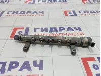 Рейка топливная (рампа) Land Rover Freelander 2 LR001321