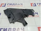 Кронштейн фары правый Land Rover Freelander 2 LR001541