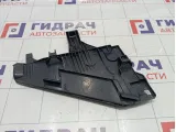 Кронштейн фары правый Land Rover Freelander 2 LR001541