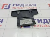Крышка блока предохранителей Land Rover Freelander 2 LR001775
