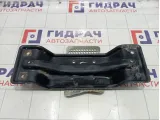 Кронштейн подвесного подшипника передний Land Rover Freelander 2 LR001158