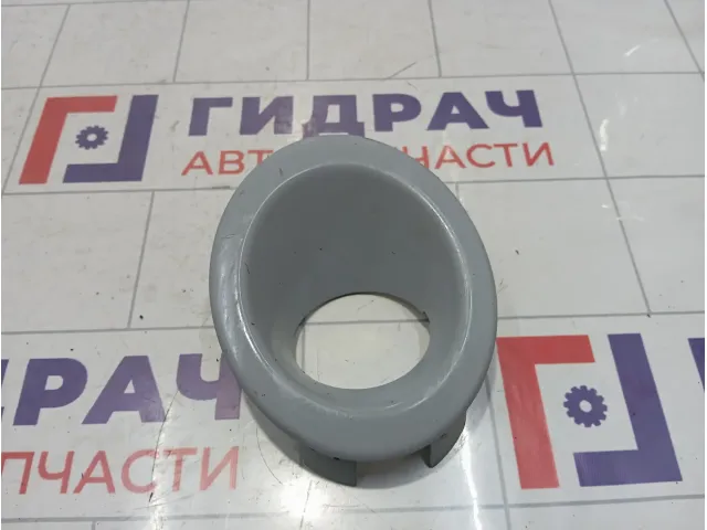 Рамка противотуманной фары левой Land Rover Freelander 2 LR004164