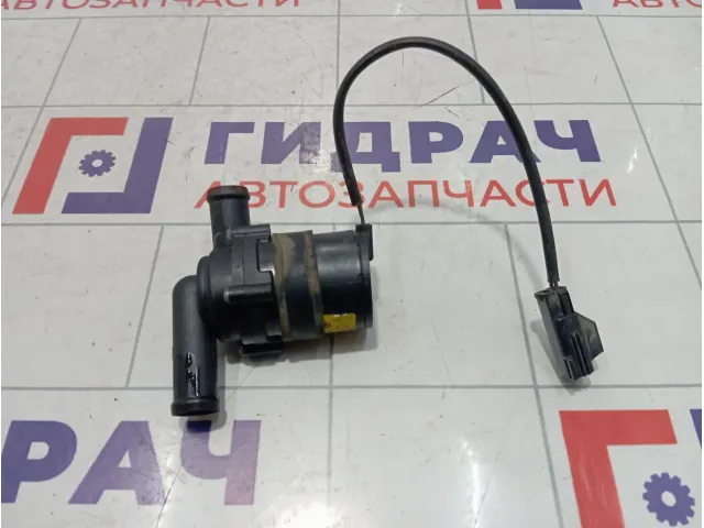 Насос водяной (помпа) электрический Land Rover Freelander 2 LR003196