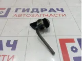 Форсунка омывателя фары левая Land Rover Freelander 2 LR022474