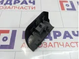 Кнопка стеклоподъемника задняя левая Land Rover Range Rover (L322) YUF000102PVA