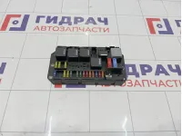 Блок предохранителей Land Rover Range Rover (L322) YQE500370