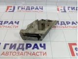 Кронштейн двигателя левый Land Rover Range Rover (L322) KKU500681