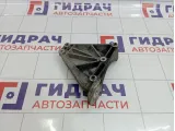 Кронштейн кондиционера Land Rover Range Rover (L322) YLU500260
