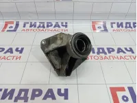 Кронштейн промежуточного вала Land Rover Range Rover (L322) TAU000040