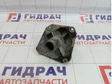 Кронштейн промежуточного вала Land Rover Range Rover (L322) TAU000040