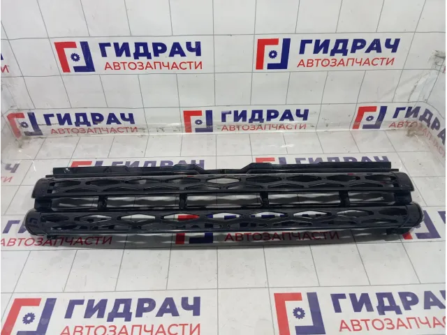 Решетка радиатора Range Rover Evoque LR039820