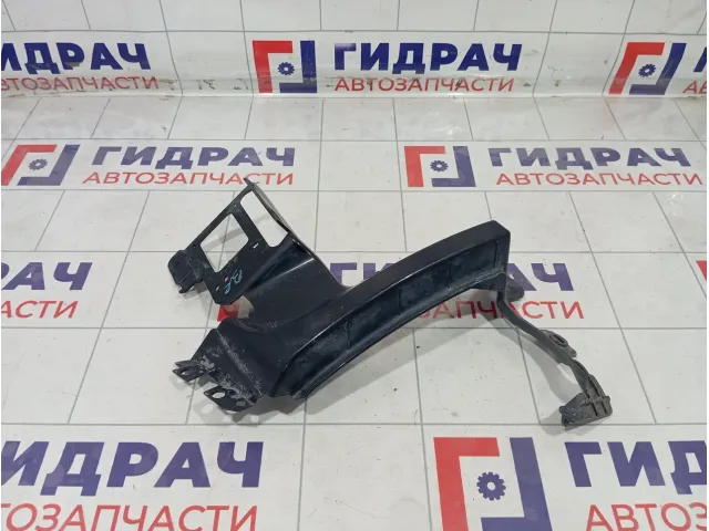 Кронштейн бампера задний правый Range Rover Evoque LR026330