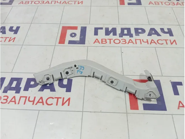 Кронштейн бампера задний правый Range Rover Evoque LR035104