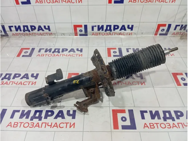 Амортизатор передний левый Range Rover Evoque LR024435
