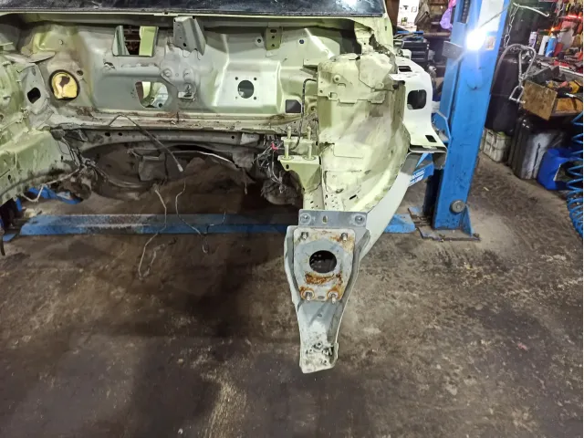 Лонжерон передний левый Range Rover Evoque