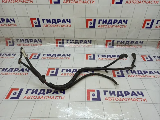 Клемма аккумулятора плюс Range Rover Evoque LR033014