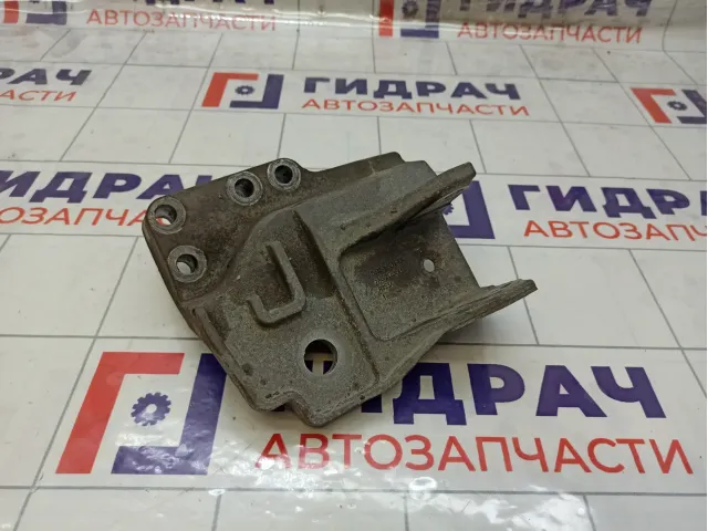 Кронштейн двигателя Range Rover Evoque LR024736