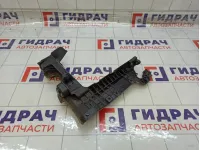 Кронштейн крепления аккумулятора (АКБ) Range Rover Evoque LR024378