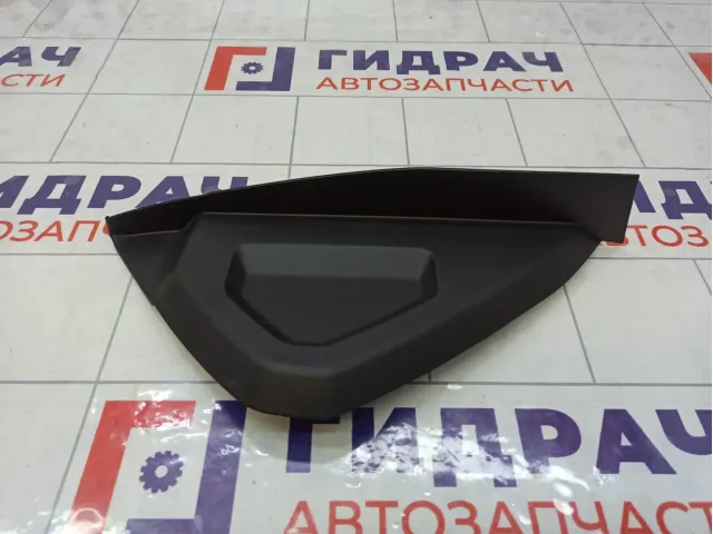 Накладка торпедо правая Range Rover Evoque LR026091