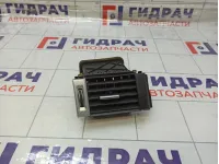 Дефлектор воздушный левый Range Rover Evoque LR025058