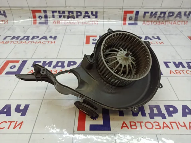 Моторчик отопителя (печки) Range Rover Evoque LR016627