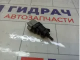 Датчик включения стоп сигнала Range Rover Evoque BJ3213480AA