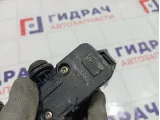Блок клапанов пневмоподвески Land Rover Range Rover Sport RVH000055
