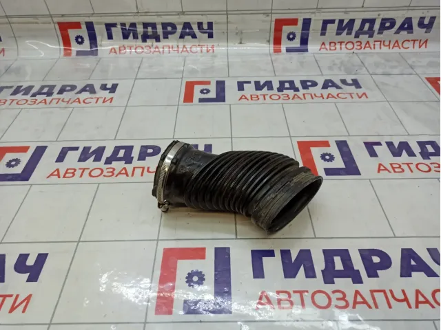 Патрубок воздушного фильтра правый Land Rover Range Rover Sport LR023811