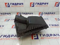 Корпус воздушного фильтра правый Land Rover Range Rover Sport LR013710